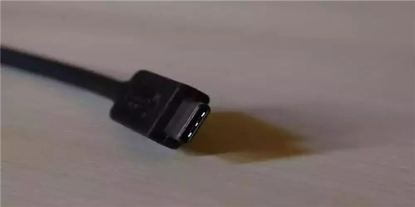 花都type-c接口比micro usb的接口究竟好在哪里?